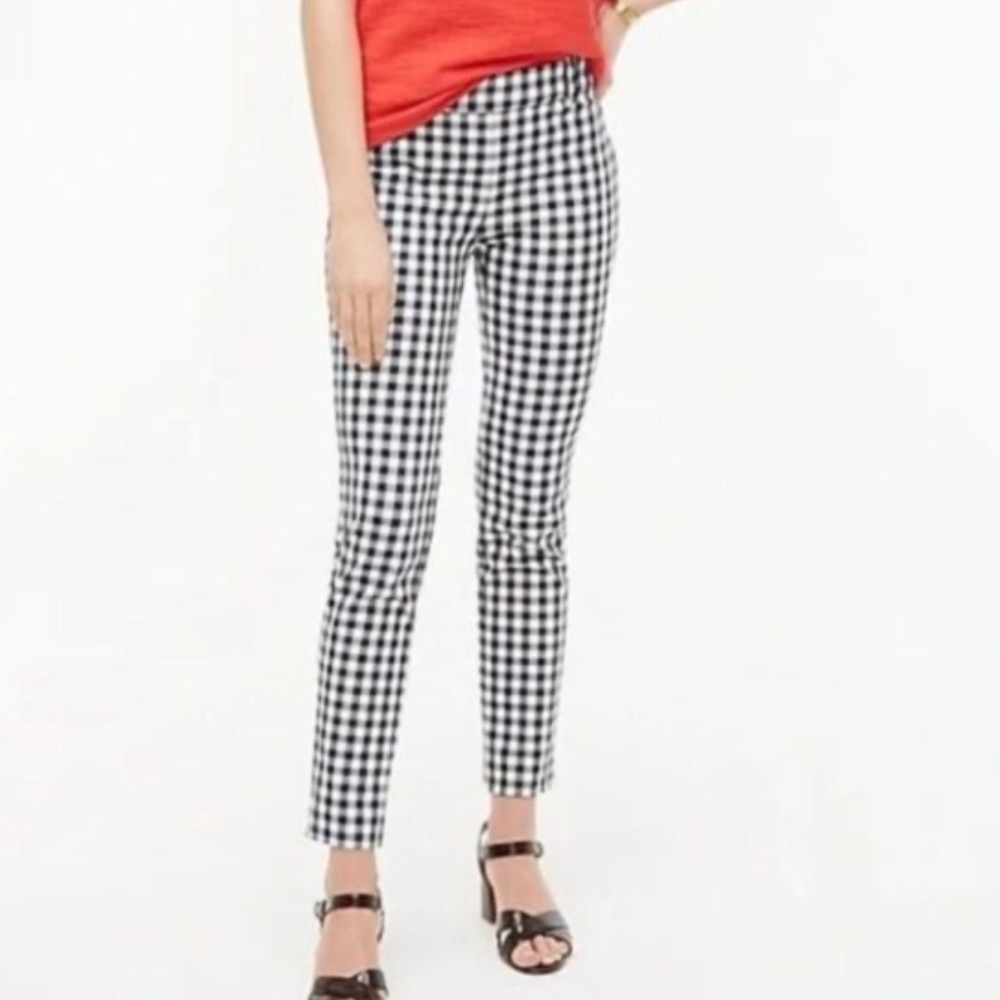 NWT Urban Outfitters High Waisted Slim Fit Pant in Black and White Gingham  2
